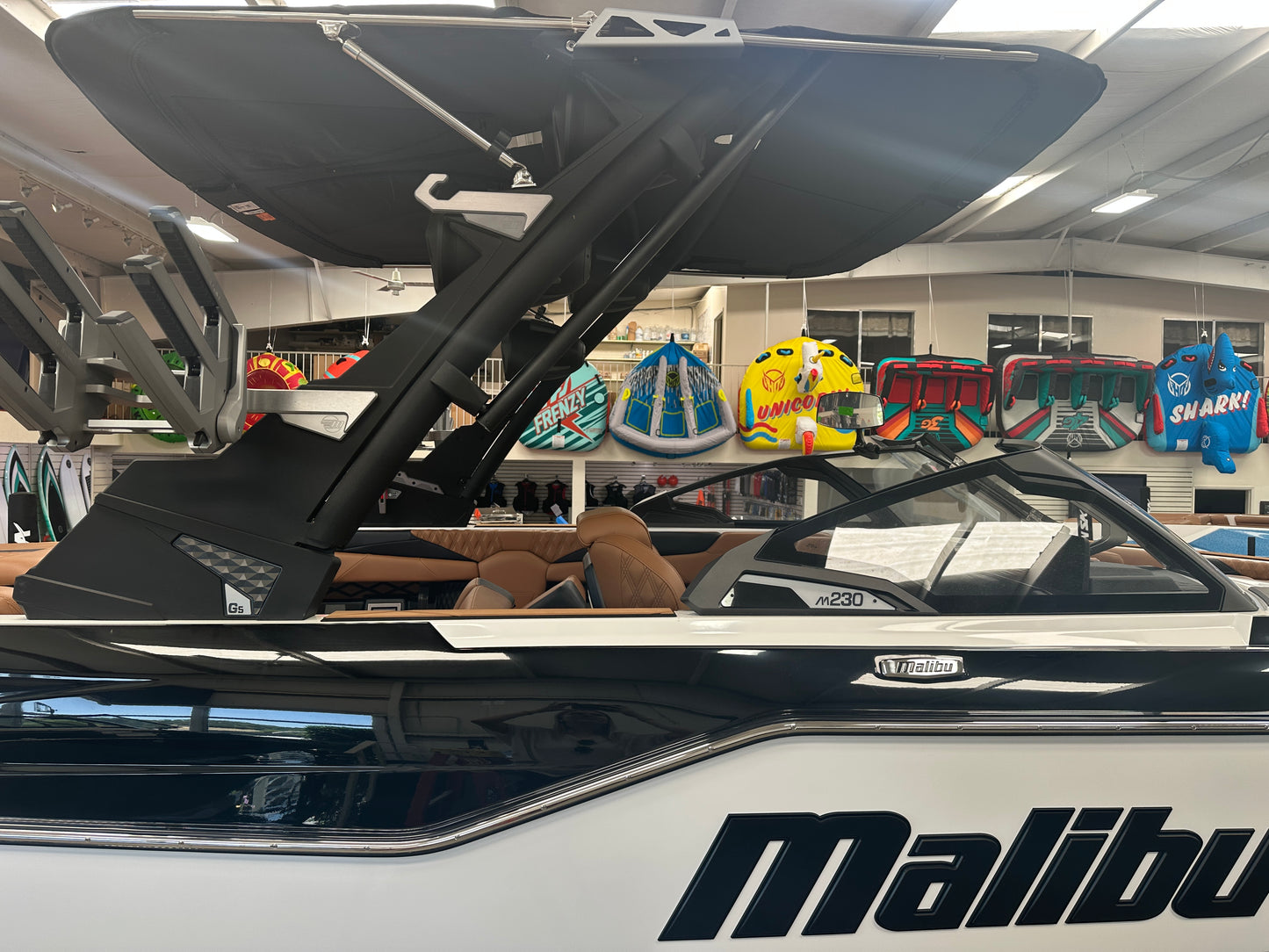 Flagger System for Malibu